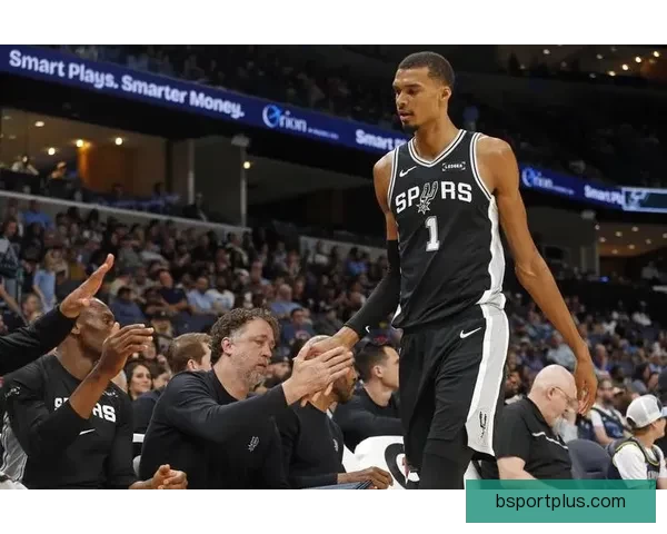 追梦本赛季MVP之争文班若想超越亚历山大需更突出表现