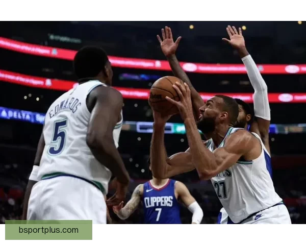 加兰41分11助攻创加盟新高 小卡与他合砍75分助快船加时力克独行侠终结四连败